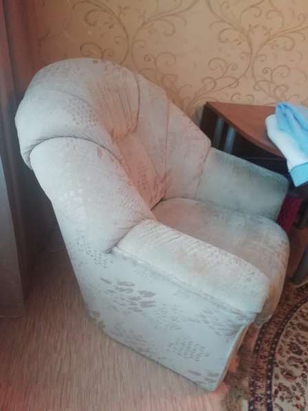 Комплект: диван и кресло в Москве фото 5