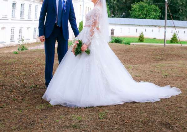Продам свадебное платье в Великом Новгороде