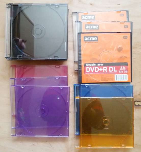 Футляры для 1 CD диска-всего 25 штук в 