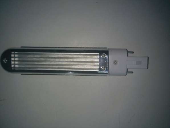 Сменная LED лампа 9 Вт. для сушки гелей и гель-лаков в Тюмени