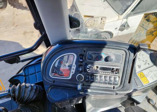Продам экскаватор погрузчик JCB 3 cx,2012г/в в Оренбурге фото 3