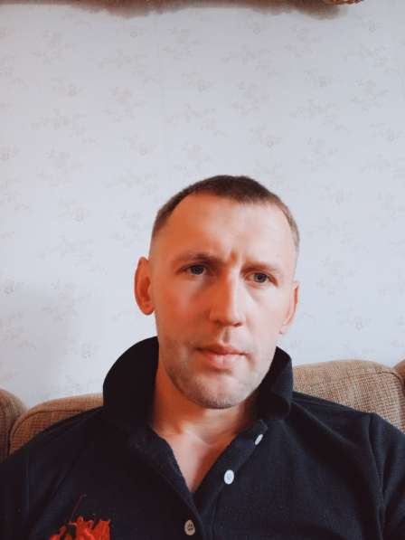 Andrej, 35 лет, хочет пообщаться