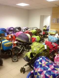 Продажа детских колясок и кроваток в Истре фото 4