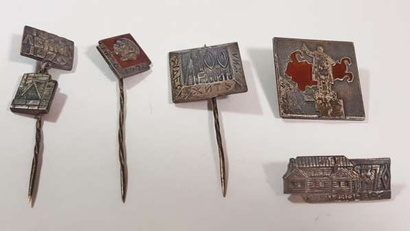 Серебряные значки в честь 100- летия В. И. Ленина.875 проба в Москве фото 4