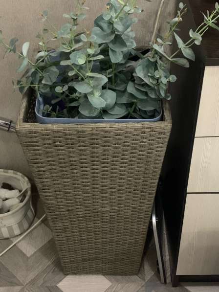 Напольное кашпо для цветов в Зеленограде фото 3