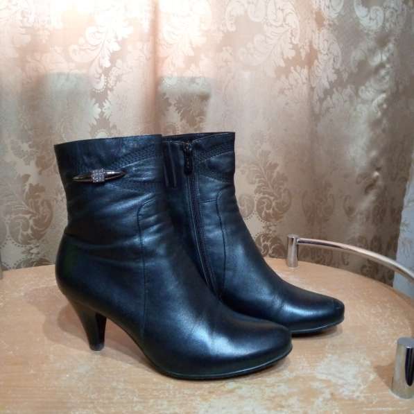 Полусапожки женские