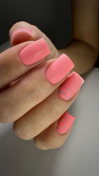 Маникюр/педикюр в Уссурийске фото 4