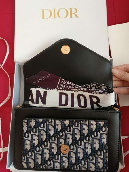 Продам новую сумку dior в Москве