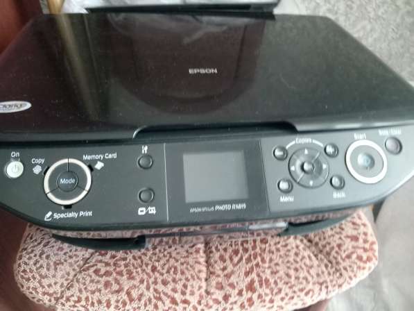 Цветной струйный принтер epson stylus fhoto RX615 в Ростове-на-Дону фото 4