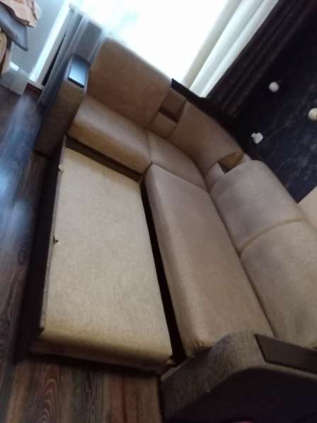Продам угловой диван в Барнауле