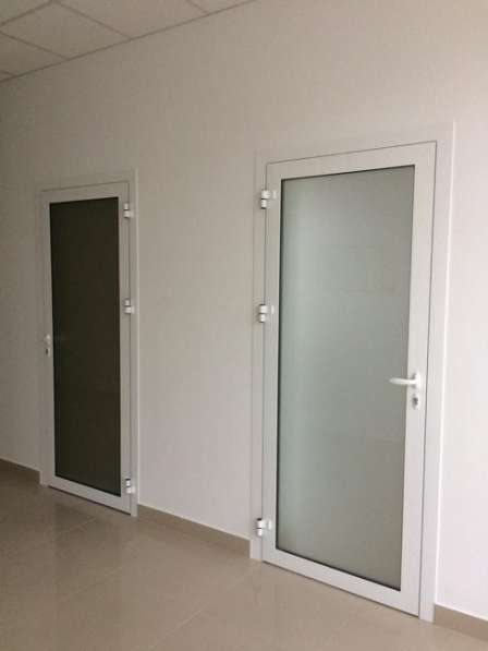Алюминиевые двери в Краснодаре фото 15