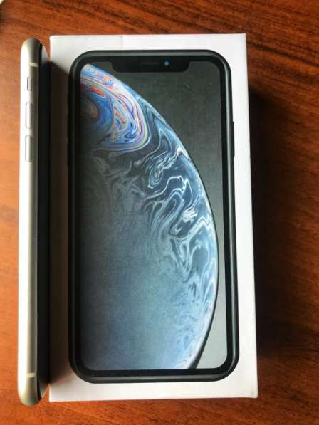 IPhone XR 64 gb white в Санкт-Петербурге фото 4