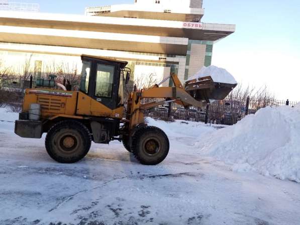 Уборка и вывоз снега. Аренда спецтехники в Екатеринбурге фото 5