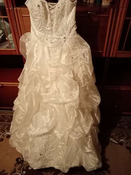 Свадебное платье в Зернограде фото 4