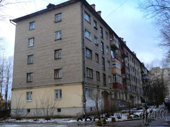 Продается двухкомнатная квартира в завокзальном р-не Вологда