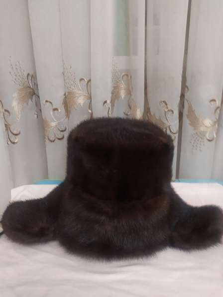 Продаю норковую шапку ушанку в Тюмени