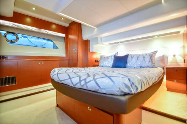 Новая Luxury яхта Prestige 550 Flybridge -58 fit в аренду в фото 4
