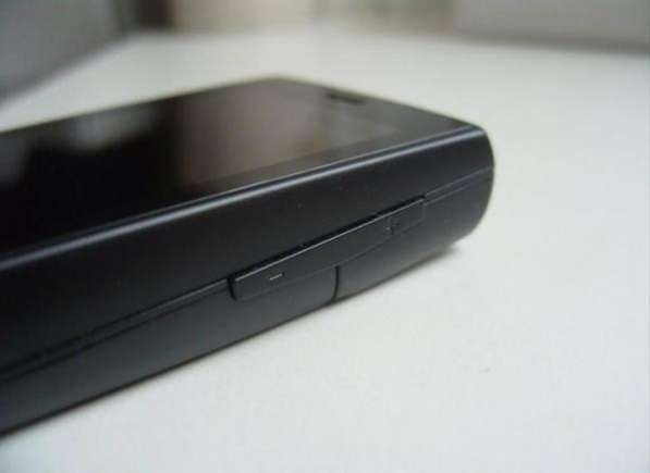 Новый Philips Xenium X501 (оригинал, комплект) в Москве фото 3