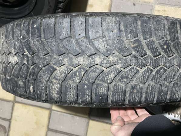 Продаю резину зимню в Волгограде фото 4