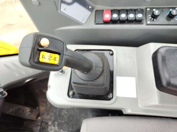 Фронтальный погрузчик XCMG ZL60GV (XC968) в Дудинке фото 22