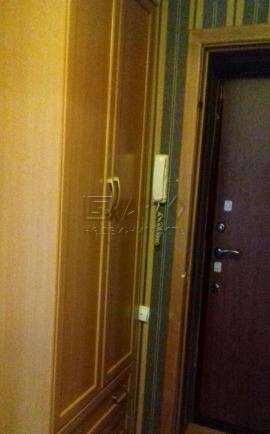 Сдам однокомнатную квартиру в Санкт-Петербурге. Жилая площадь 40 кв.м. Этаж 6. Есть балкон.