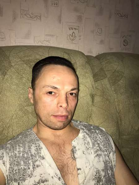 Алексей, 43 года, хочет пообщаться