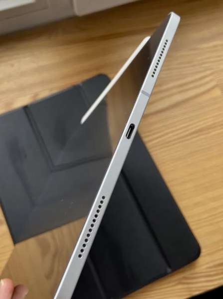 Планшет iPad Pro 2018 Wi fi cellular + Apple Pencil + чехол в Саратове фото 4
