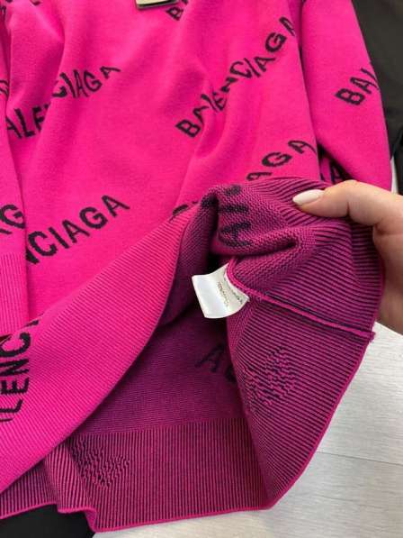 Свитер “Balenciaga” в Москве фото 4