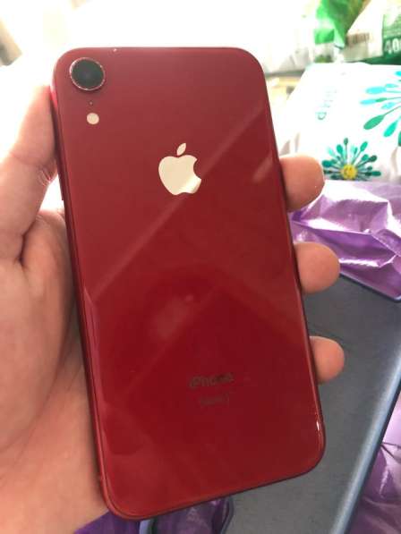 Продам iPhone XR red64