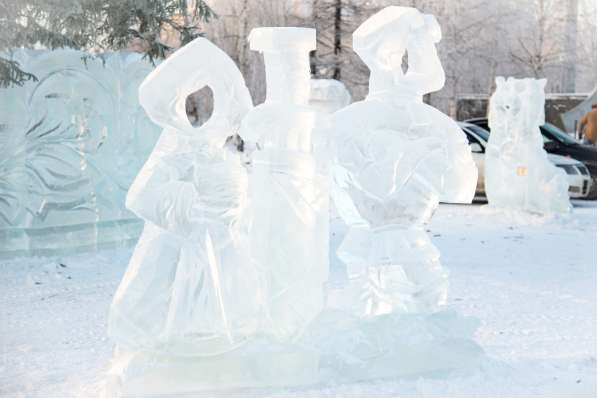 Ледовый городок, ледовая скульптура, природный лед