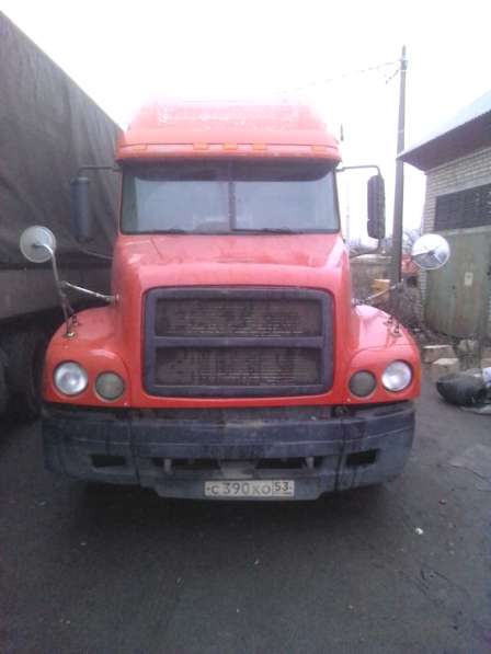 Фредайнер с полуприцепом в Великом Новгороде фото 12