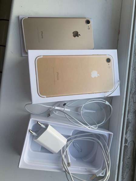 Телефон IPhone 7 128Gb gold в Москве фото 4