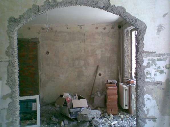 Демонтаж любой сложности или перепланировка в квартирах в Москве