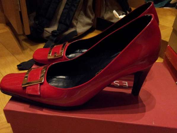 Красные лакированные туфли Эскада ESCADA на 5 см каблуке 37р в Москве фото 13