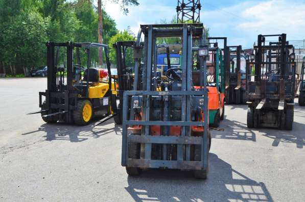 Погрузчик продаем. СКИДКИ! в Москве фото 3