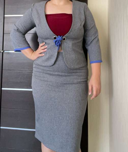 Офисный костюм