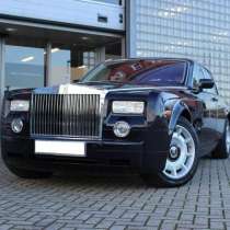 Аренда Rolls Royce Phantom чёрного и белого цвета для любых мероприятий., в г.Астана