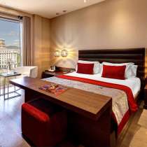 Пакетное предложение двух отелей пять звезд, в Барселоне, в Санкт-Петербурге