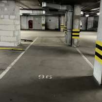 Сдаются машино-место Адмирала Черокова 18к2, в Санкт-Петербурге