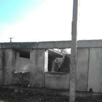 Чистенькое. 4 сотки с недостроем, в Симферополе