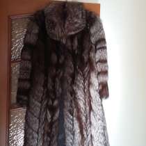 Продам шубу из чернобурки и осенние пальто размер 48-50, в Томске