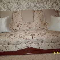 Продам диван в отличном состоянии г: 22х1000, с. м. 190х125, в Симферополе