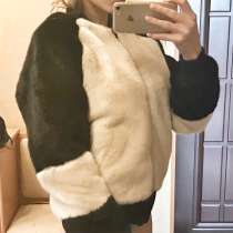 Шубка Trussardi, в Санкт-Петербурге