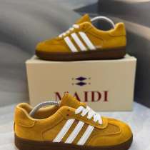 Кроссовки женские, в Черкесске