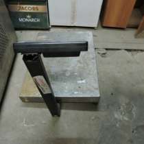 торговое оборудование Напольные весы 150 кг Б/У, в Екатеринбурге