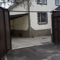 Продам дом с бассейном и садом, в Ростове-на-Дону
