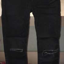 Чёрные джинсы, в Москве