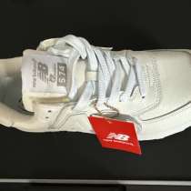 Кроссовки, в Москве