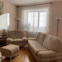 Отдаю комплект мягкой мебели - диван, кресло, пуфик, в г.Уфа