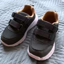 Продам детские кроссовки, в Санкт-Петербурге